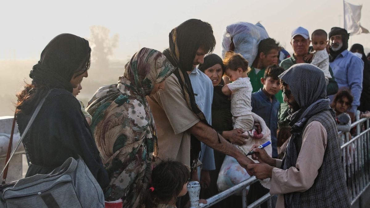 Afghan Refugees Fear Uncertain Future After US Immigration Halt