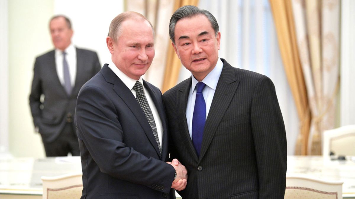 China’s Top Diplomat to Visit Russia for High-Level Security Talks