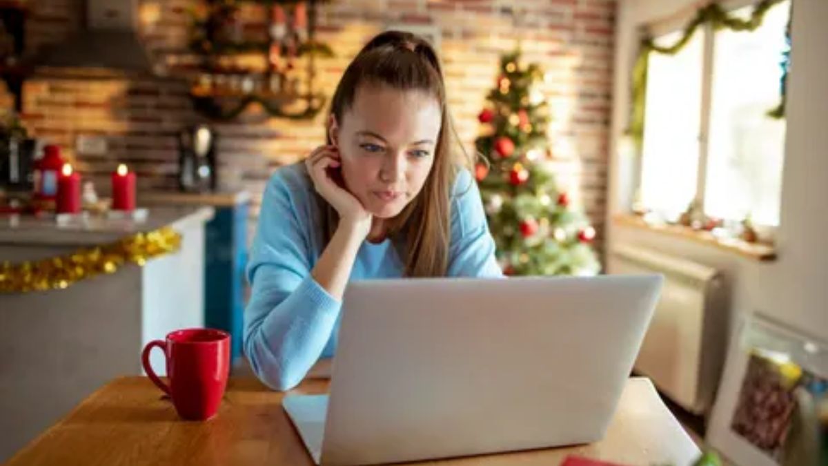 5 Professional Ways to Set Clear Holiday Boundaries at Work