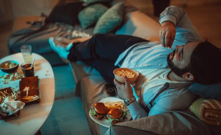 Eat These 5 Snacks Before Bed for a Peaceful Night’s Sleep