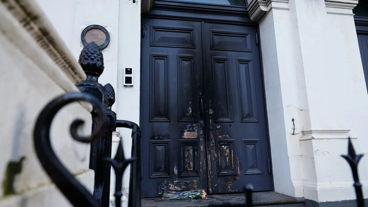 Australian Judge Says Synagogue Arsonist Acted Due to Mental Illness, Not Hate
