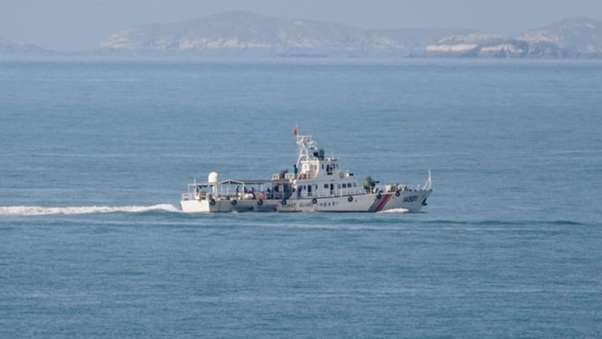 China Fires Rockets During Military Drills in the Taiwan Strait