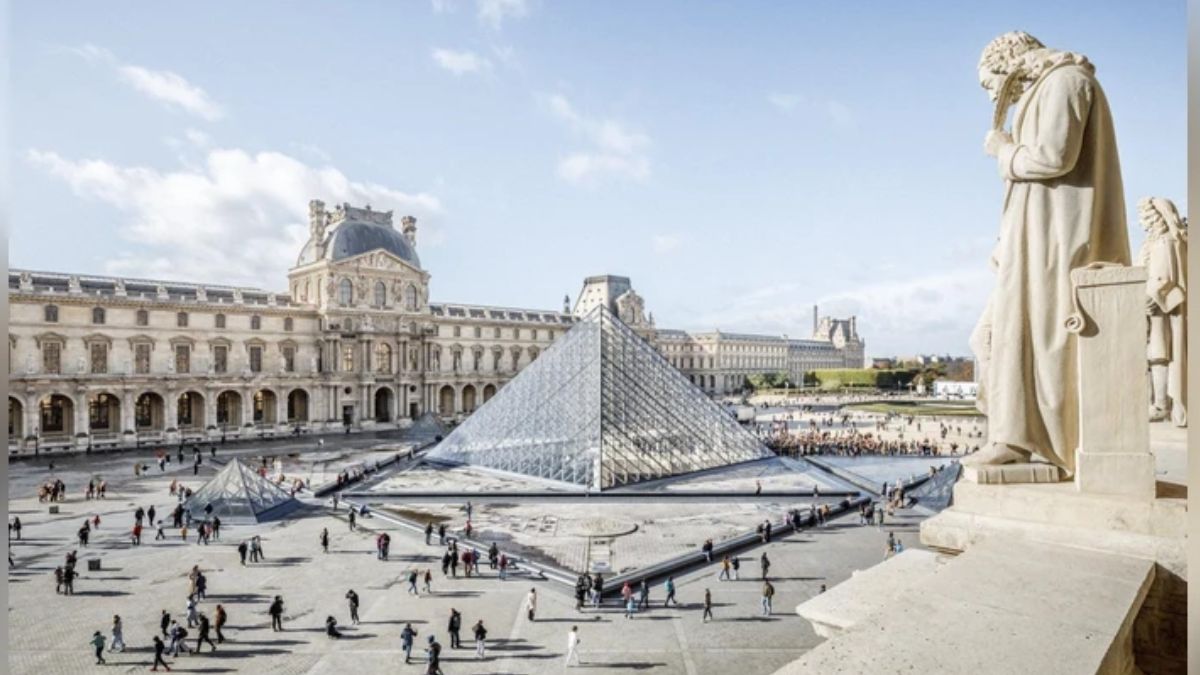 How Louvre Thieves Managed a 30-Second Escape: What the Probe Uncovered