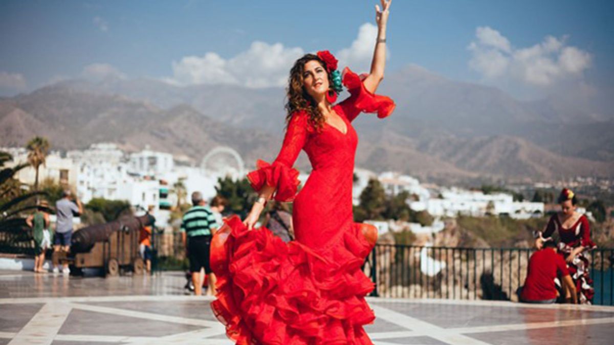 Ithra Celebrates Spain’s Colorful Culture Through Fashion