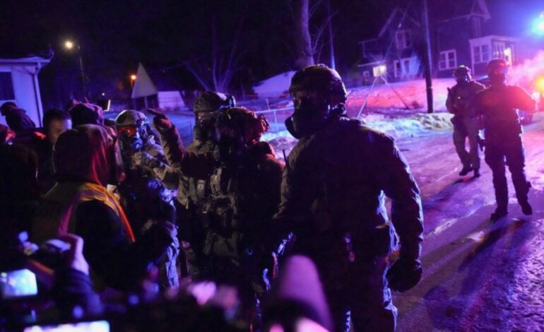 Streets of Minneapolis Stay Tense Despite Trump’s Call for Calm