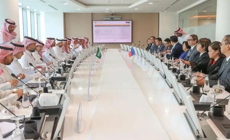 Saudi Arabia and WHO Discuss Regional Health Cooperation in Key Meeting