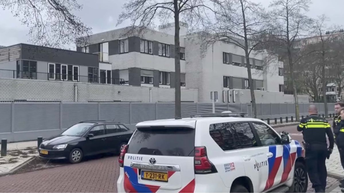 Small Explosion Reported at Jewish School in Amsterdam, No Major Injuries