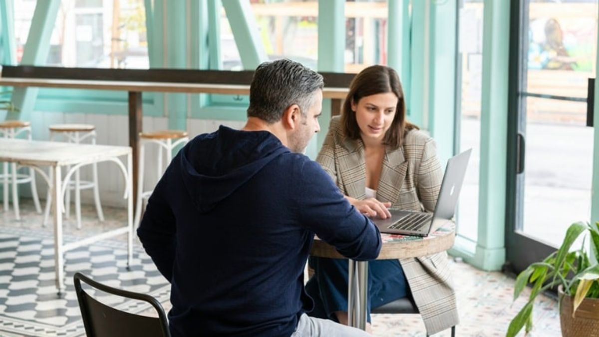 Turn Your Cold Emails into High-Quality B2B Sales Conversations