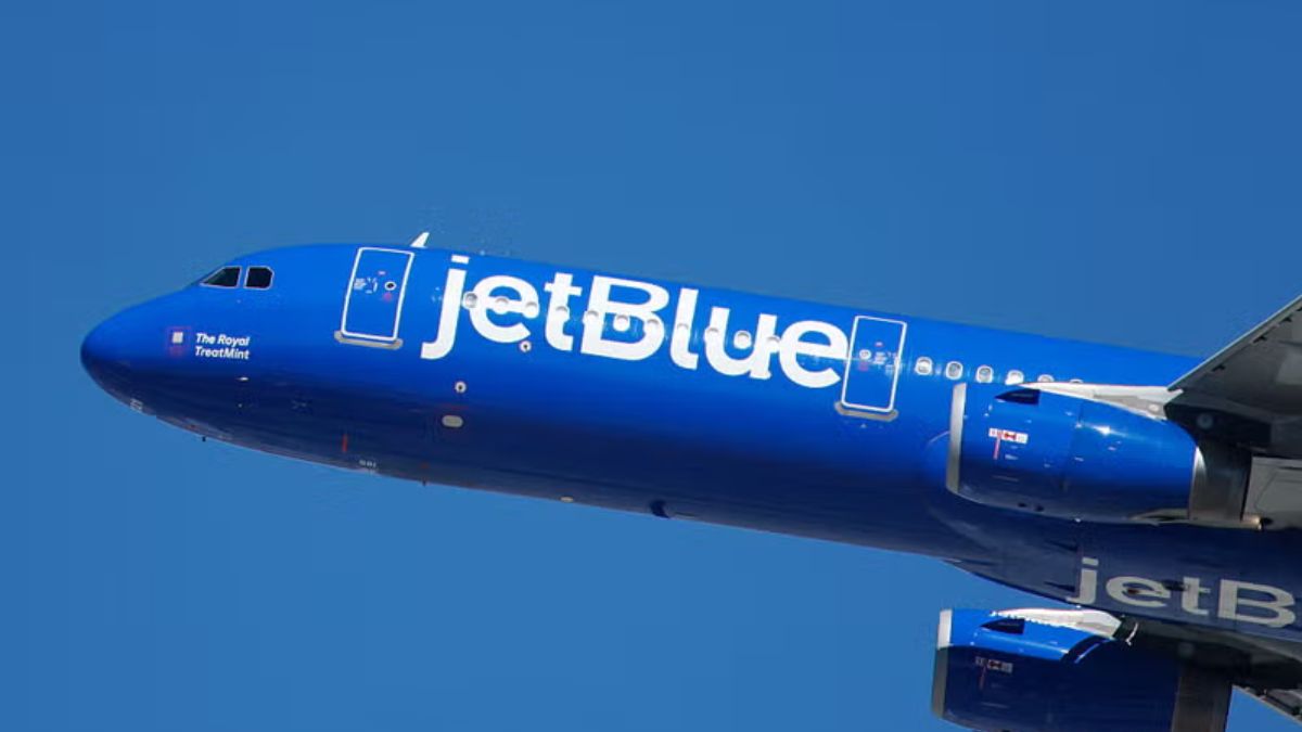 JetBlue Flights Grounded Briefly After System Outage