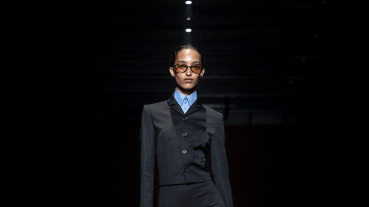 How Nara Smith Stuns in an Elegant Eman Alajlan Creation