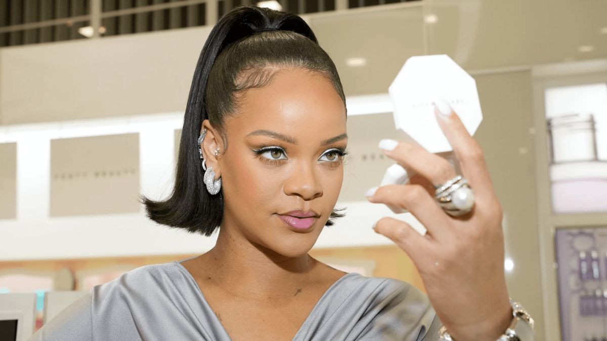 The Inspiring Story of Rihanna’s Billion-Dollar Beauty Brand