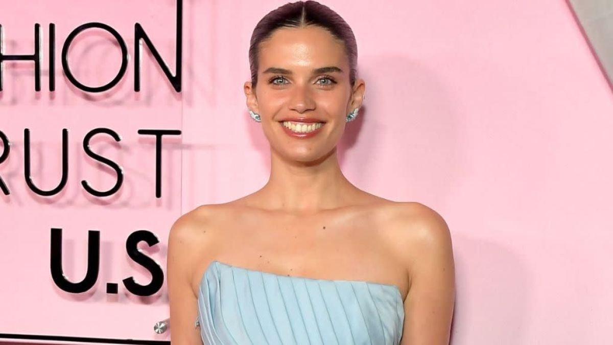 Sara Sampaio Turns Heads in Tony Ward Couture Masterpiece