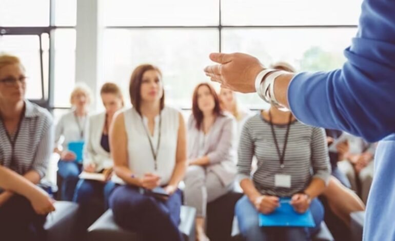 Smart Leadership Strategies for a Workforce That’s Always on the Move