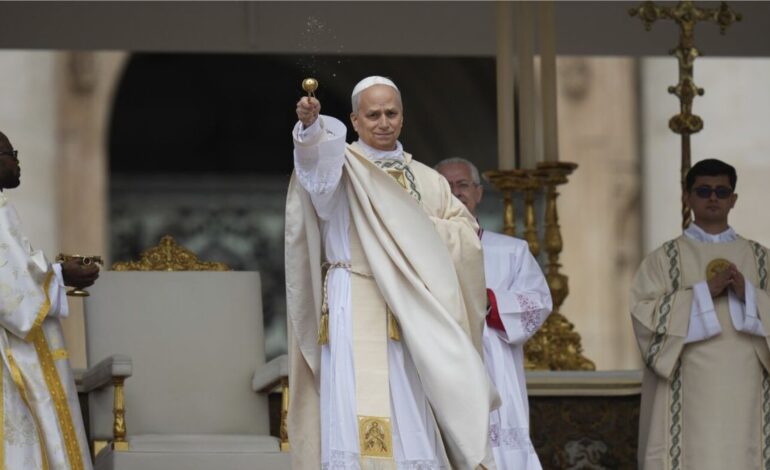 France Welcomes Pope Leo as He Celebrates Mass on the Champs-Elysees