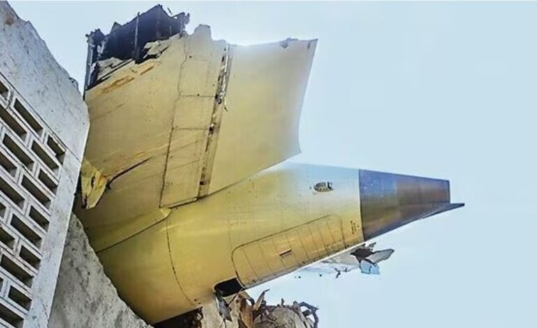 Military Plane Accident in India: Authorities Assess Damage and Casualties