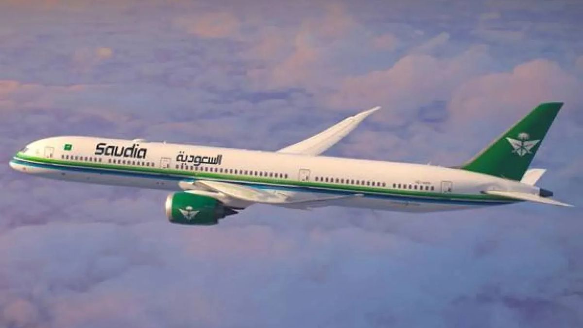 Saudia Claims Top Spot in Global Airline Punctuality Rankings for May