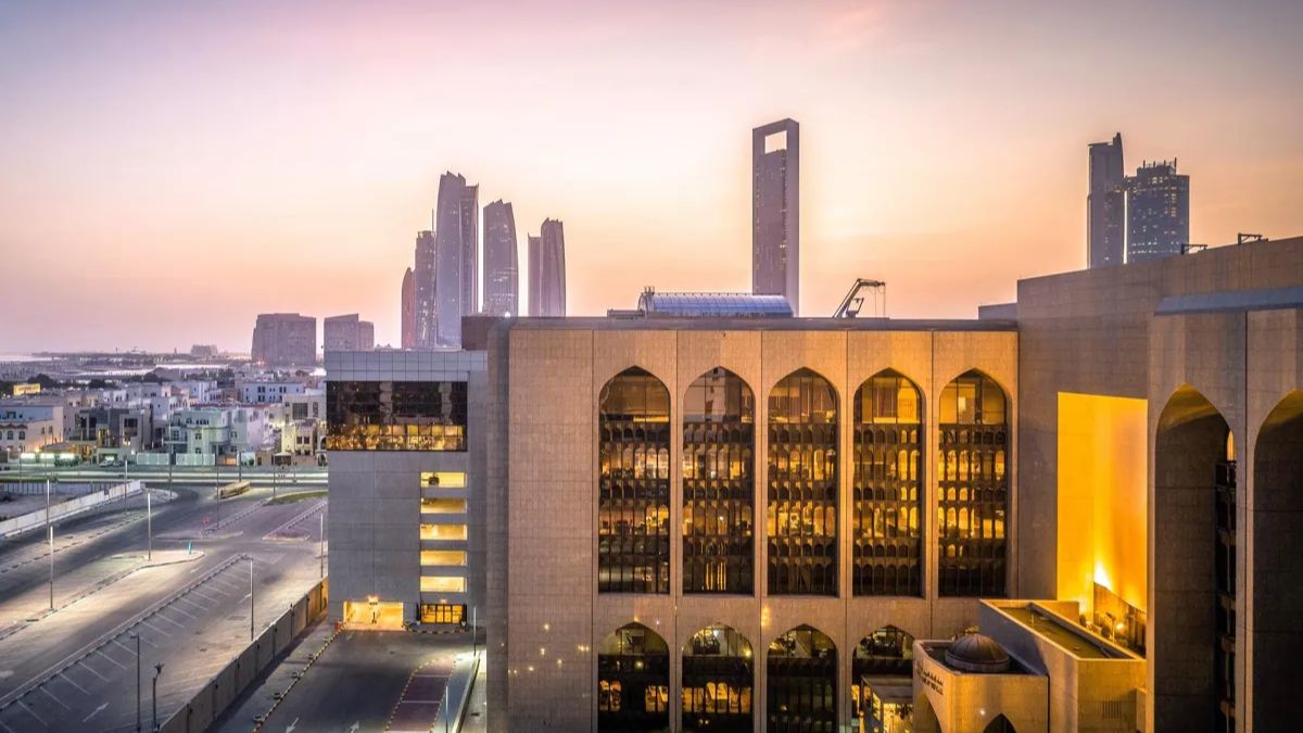 Major Bank Forecasts Robust Q3 Performance for the UAE Economy