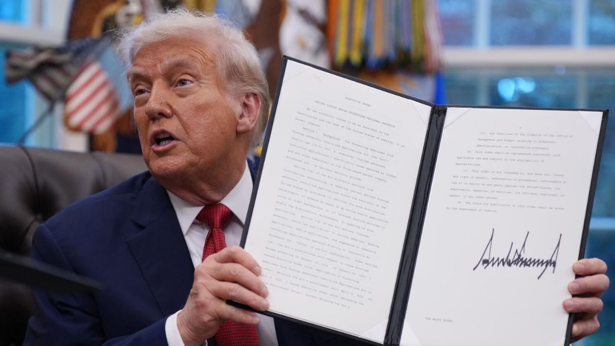 Trump Pushes for Supreme Court Rehearing on Birthright Citizenship Policy