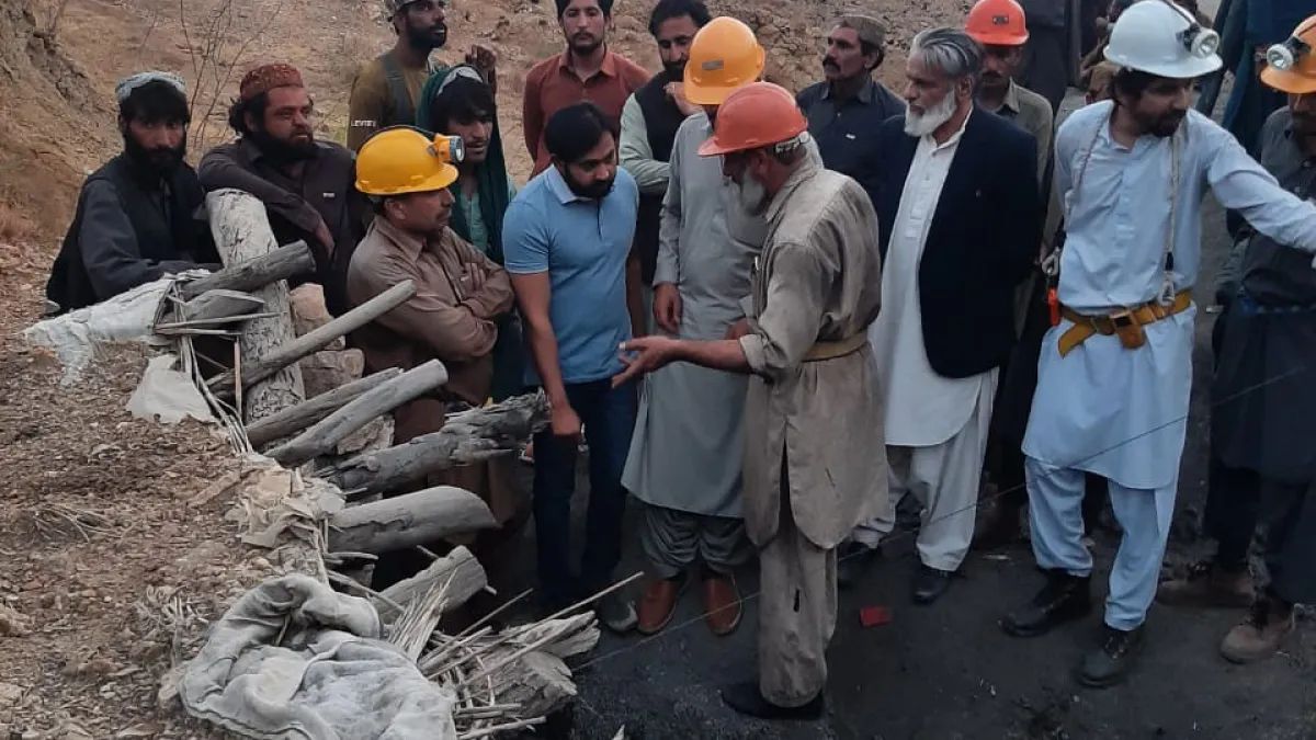 34 Dead After Coal Mine Explosion in Southern Pakistan