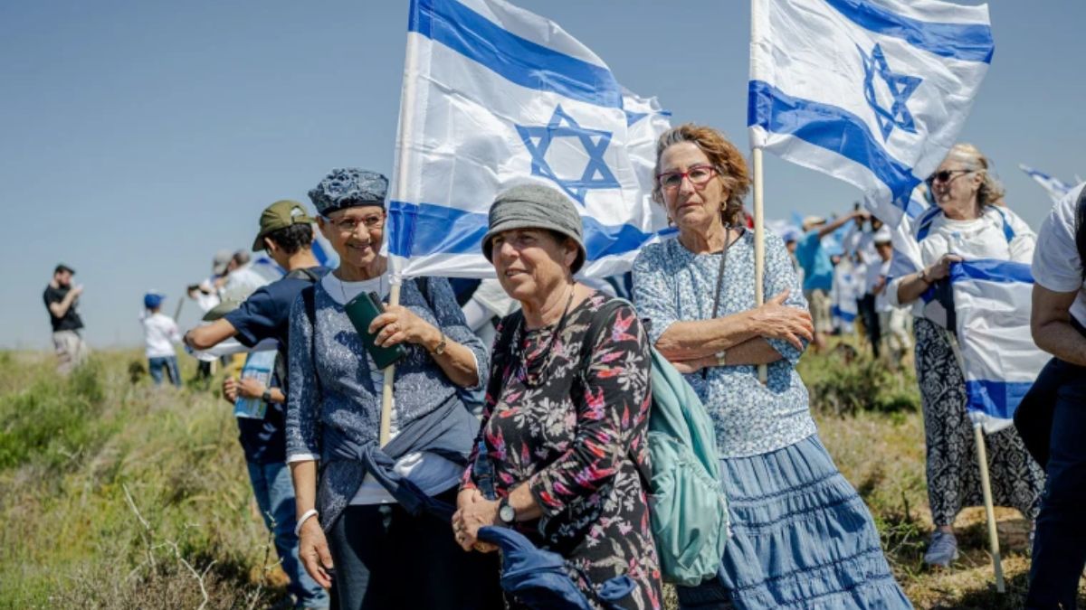 Why Israelis Are Marching to the Gaza Border Over Settlement Demands
