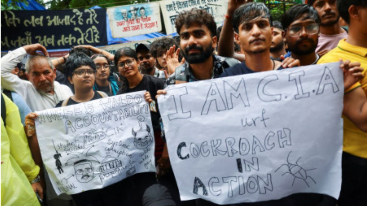 India Faces Political Pressure After Education Minister Resignation