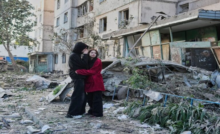 Ukraine Faces Fresh Russian Bombardment as Casualties Increase