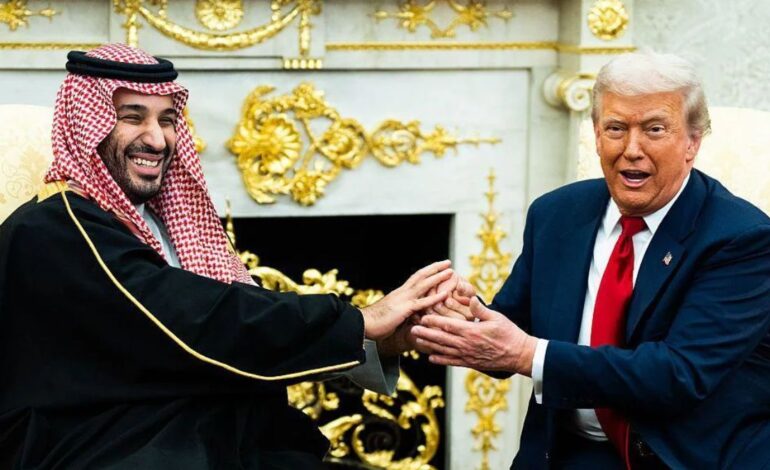 Trump Advances Saudi Nuclear Deal but Keeps Israel Recognition on the Table