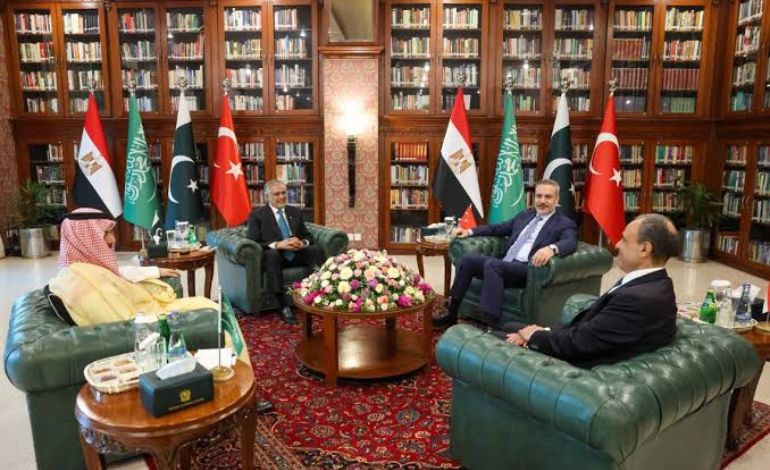 Saudi Arabia, Pakistan and Türkiye Consider Defense Cooperation After Attacks