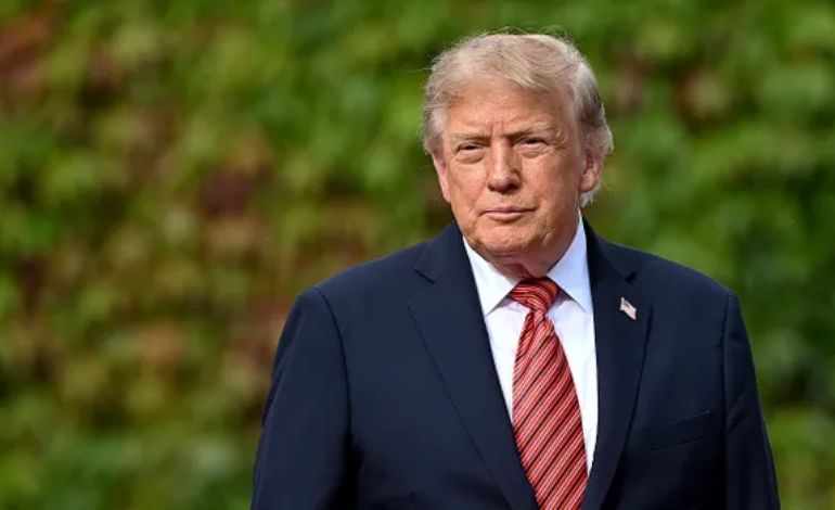 Iran Dangles Hormuz Reopening Deal as Trump Faces Midterm Pressure