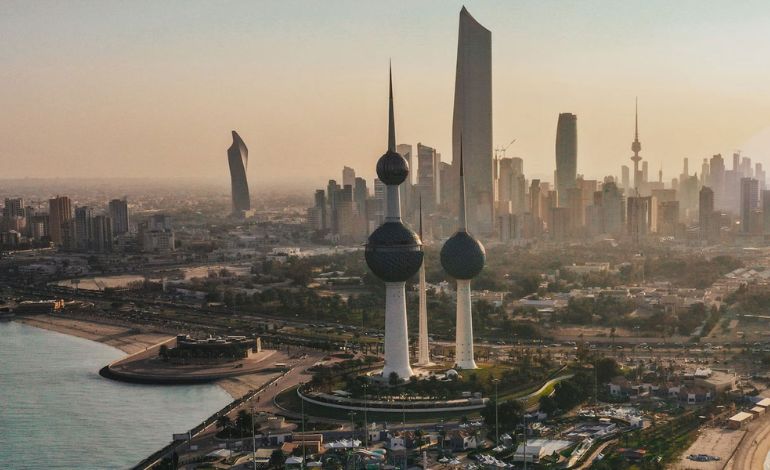 Kuwait Launches New System to Monitor Private Sector Wage Payments